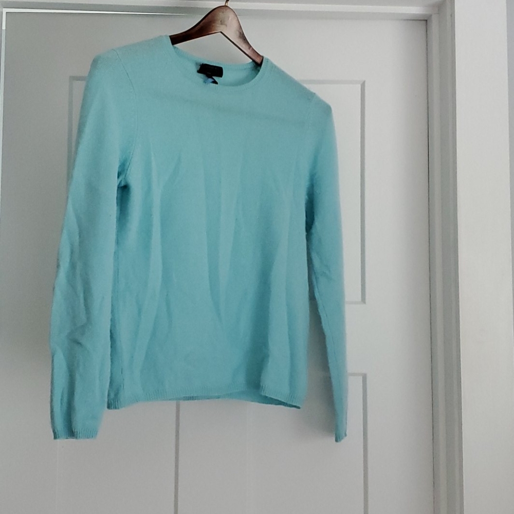Cashmere sweater